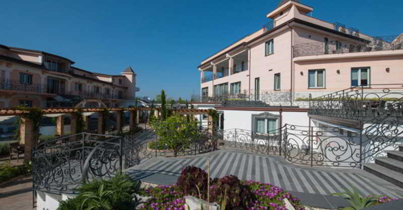 L' Araba Fenice Hotel & Resort Altavilla Silentina Dış mekan fotoğraf